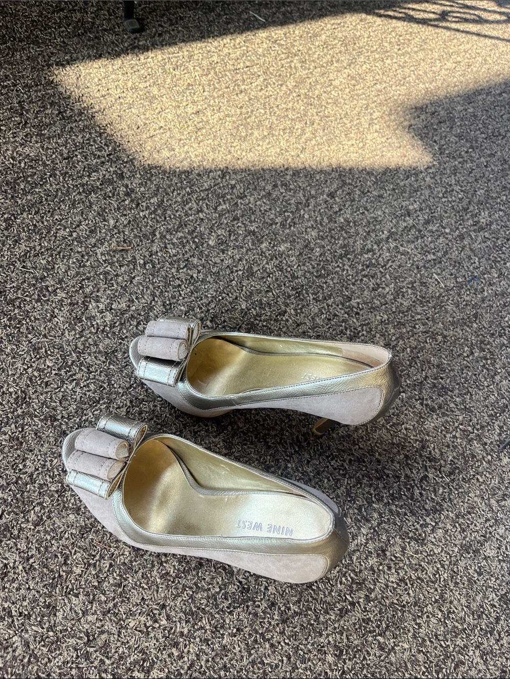 Nine West Metallic Gold and Beige Bow Peep-Toe Pumps